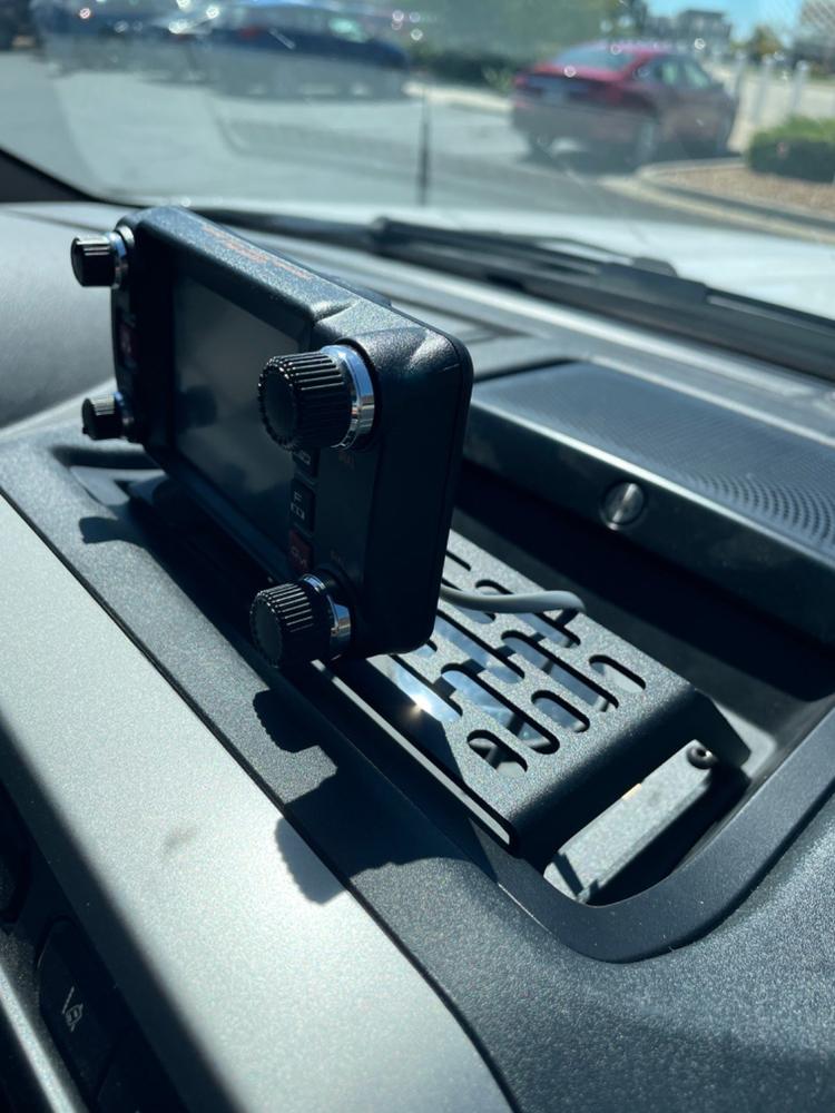 Dash Mount | Ford Super Duty F-250, F-350, F-450 (2022, 12" screen) - Customer Photo From Anonymous