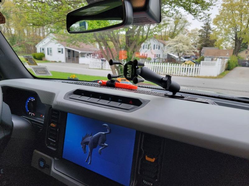 Dash Mount (Standard and PRO) | Ford Bronco (2021+) - Customer Photo From Anonymous