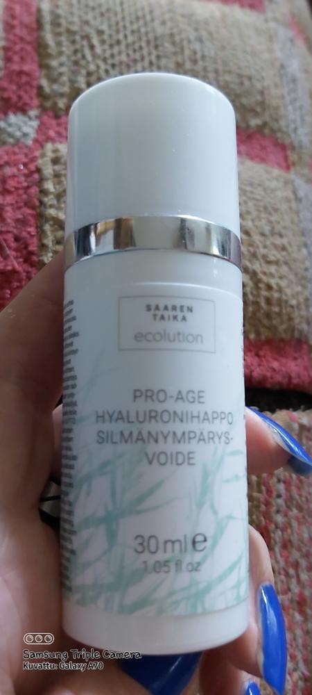 Pro-age hyaluronihappo silmänympärysvoide, auttaa ehkäisemään juonteita ja tummia silmänalusia, vegaaninen, 96% luonnollista, 30ml - Saaren Taika Ecolution - Customer Photo From Sari L.