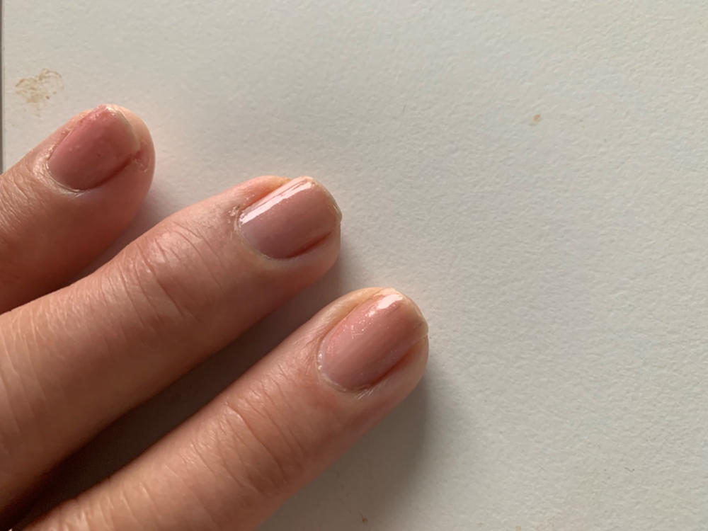 Käsi- ja Kynsiöljy, kuiville käsille ja hauraille kynsille, 100% luonnollinen, vegaaninen, 30ml - Customer Photo From Sirpa V.