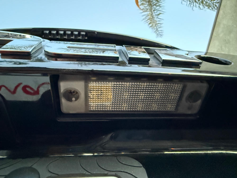 LED License Plate Lights For 4Runner (1996-2024) - Customer Photo From Carlos Juarez