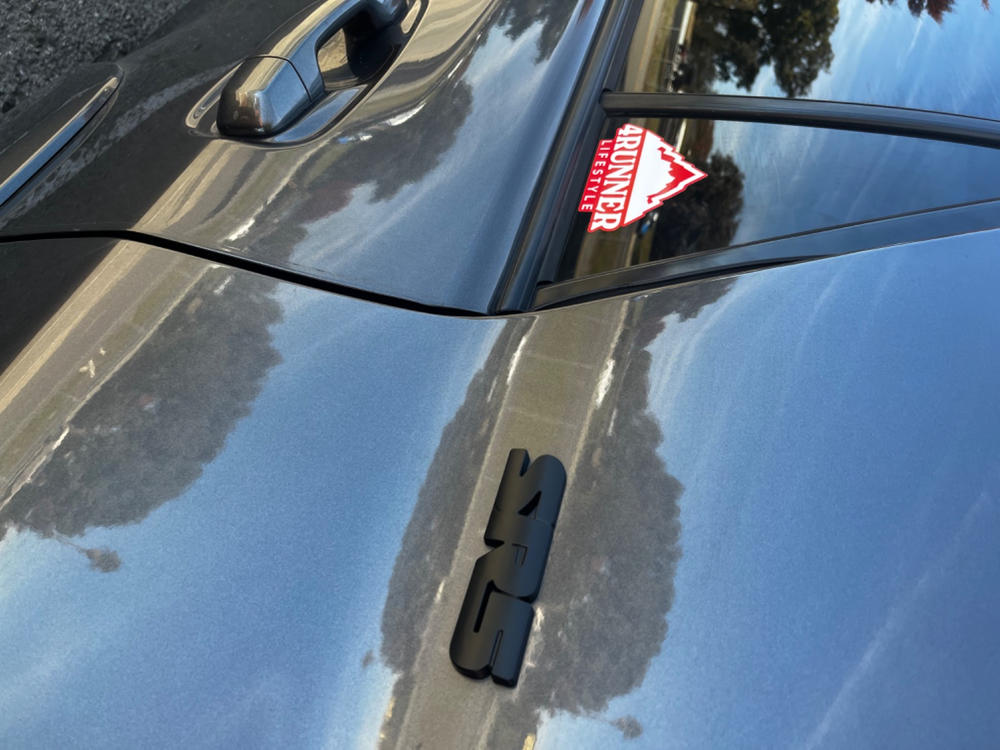 4Runner Lifestyle Red Sticker - Customer Photo From Marcos C.