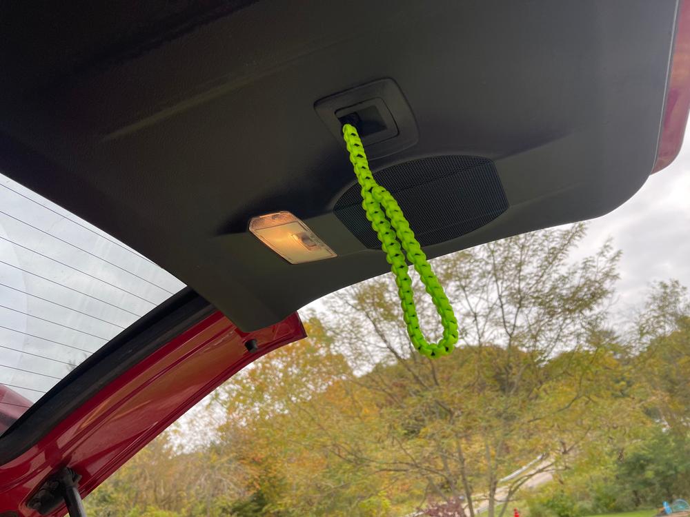 Yota Twins Paracord Hatch Strap For 4Runner (2010-2023) - Customer Photo From Laura