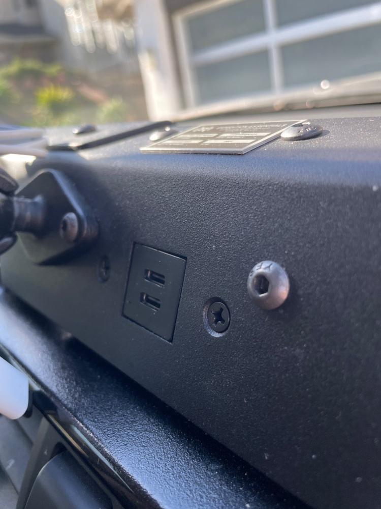 Expedition Essentials Flush Mount USB C Fast Charger - Customer Photo From Richard G.