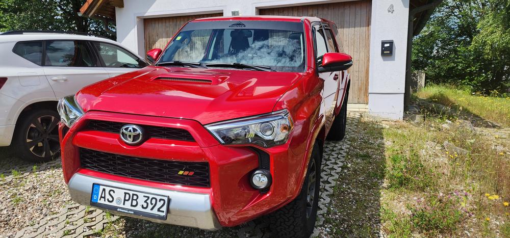 4Runner Lifestyle Windshield Banner - Customer Photo From JR Cullen