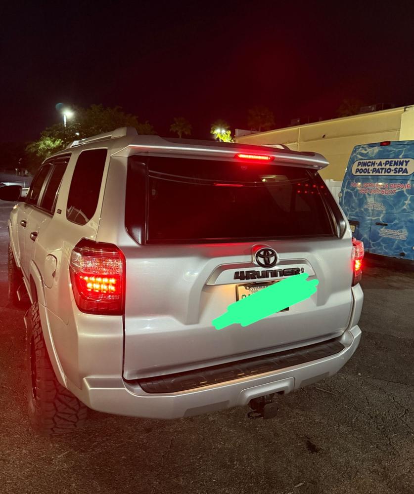 4Runner Lifestyle 3rd Brake Light Replacement For 4Runner (2010-2024) - Customer Photo From Manuel Tomas Rivas