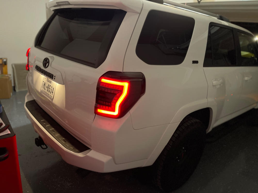 Stealth Tail Lights For 4Runner (2010-2023) - Customer Photo From Kenneth K.