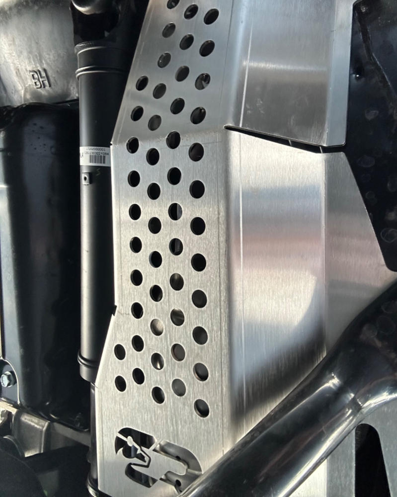 Cali Raised Catalytic Converter Shield For 4Runner (2014-2023) - Customer Photo From Greg A.