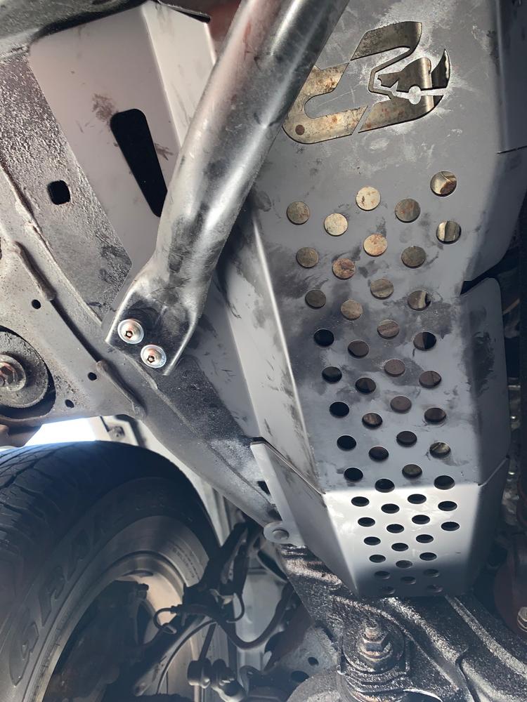 Cali Raised Catalytic Converter Shield For 4Runner (2014-2024) - Customer Photo From Kelvin P.