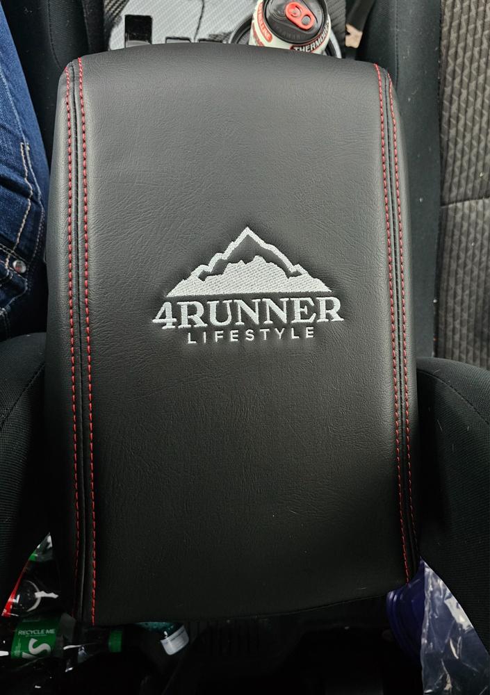 PRP x 4Runner Lifestyle Center Console Cover For 4Runner (2011-2023) - Customer Photo From Arianna K.