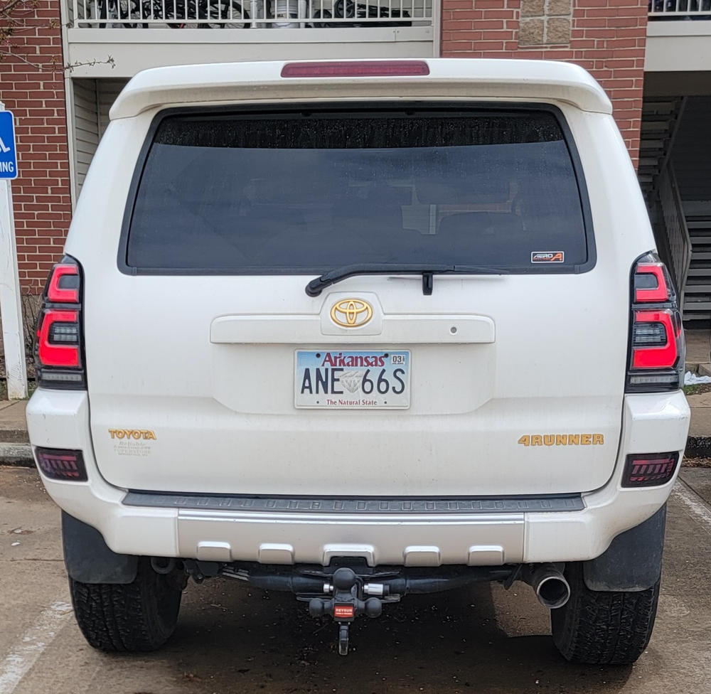 Dual LED Tail Lights For 4Runner (2003-2009) - Customer Photo From Francois H.