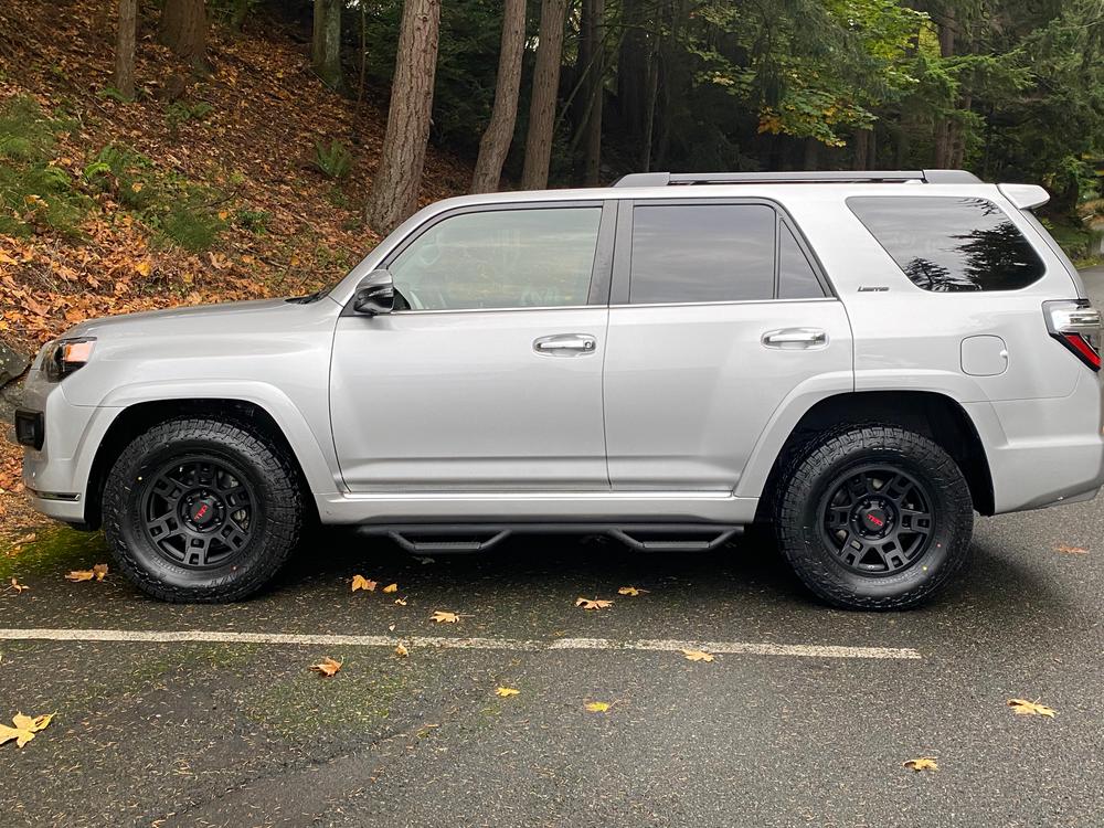 4Runner Lifestyle Black Out Roof Rail Kit for 4Runner (2010-2024) - Customer Photo From Mr.Sherm