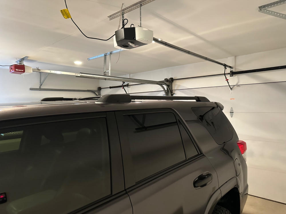 Black Out Roof Rail Kit for 4Runner (2010-2024) - Customer Photo From Tracie B.