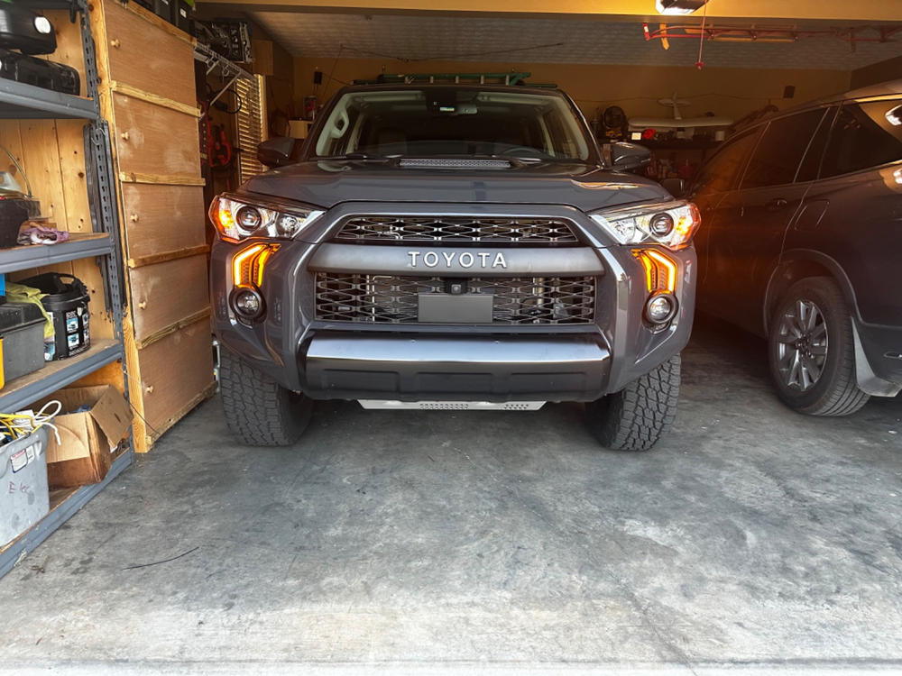 4Runner Lifestyle Fang Lights For 4Runner (2014-2024) - Customer Photo From Kieron B.