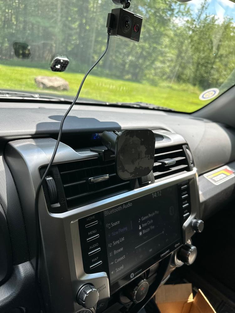 Offroam Phone Mount with MagSafe For 4Runner (2010-2024) - Customer Photo From Paul 