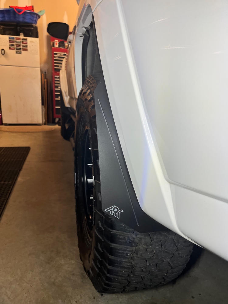 ARK Micro Flare Mud Flap Deletes For 4Runner (2010-2024) - Customer Photo From Zdzislaw Apanowicz