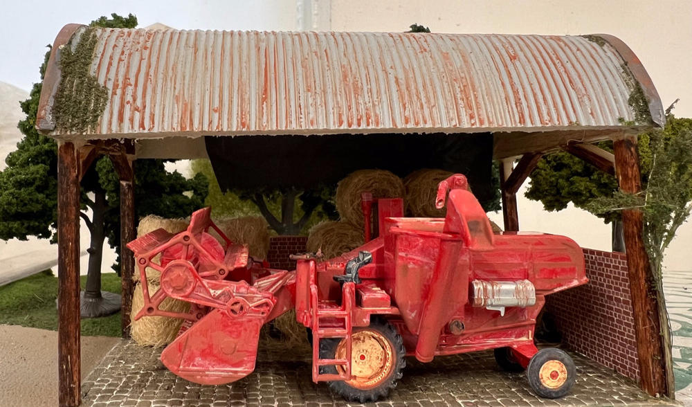 Oxford Diecast Combine Harvester Red - Customer Photo From Simon Coope