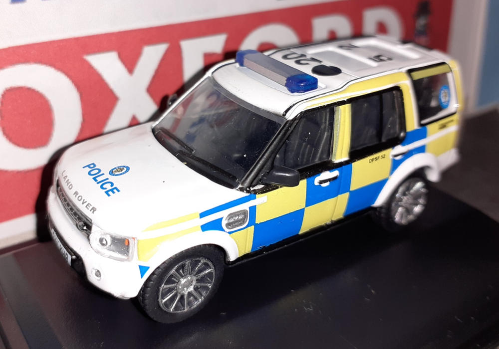 Oxford Diecast West Midlands Police Land Rover Discovery 4 - Customer Photo From William Roe