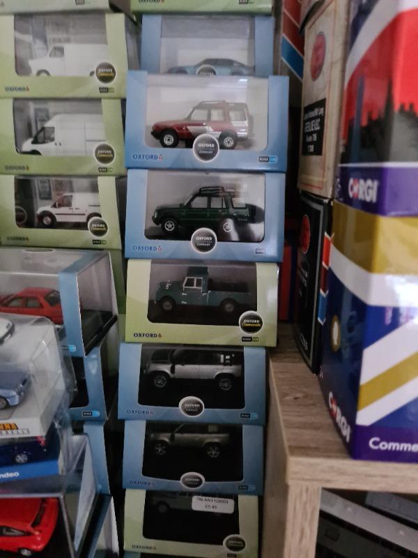 Oxford Diecast Foxfire Land Rover Discovery 1 - Customer Photo From David Gale