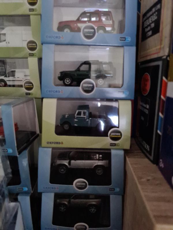 Oxford Diecast Land Rover Discovery 2 Metallic Epsom Green - Customer Photo From David Gale