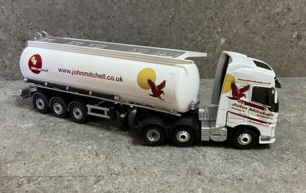 Oxford Diecast John Mitchell Volvo FH4 Cylindrical Tanker 1:76 Scale - Customer Photo From Charlie Cox
