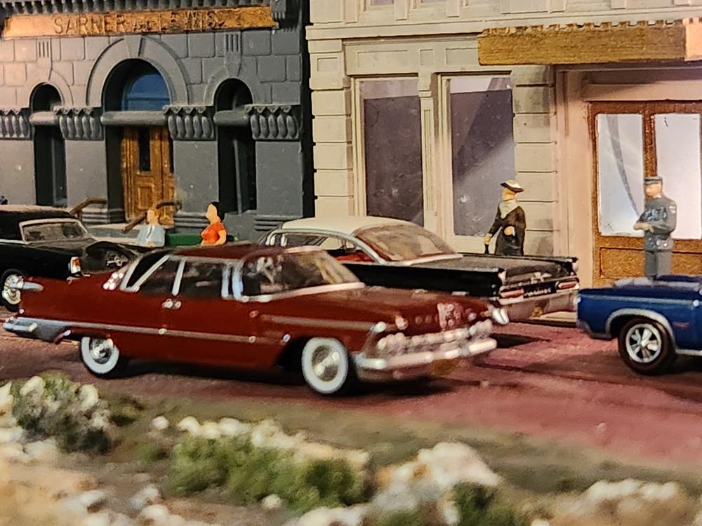 Oxford Diecast Imperial Crown 2 Door Hardtop 1959 Radiant Red-Black - Customer Photo From Bill Pence