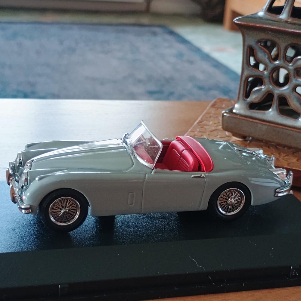 OXFORD DIECAST 1:43 Scale Jaguar XK150 Roadster Mist Grey — Oxford