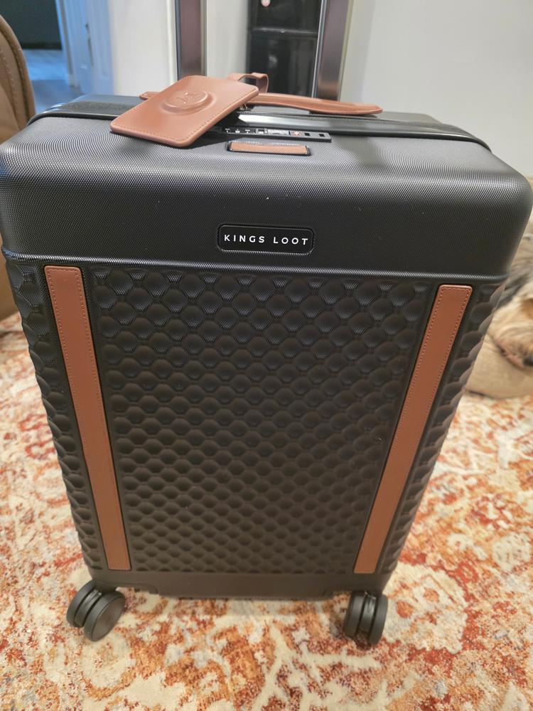 Hardshell Luggage - Customer Photo From Mark Dubs