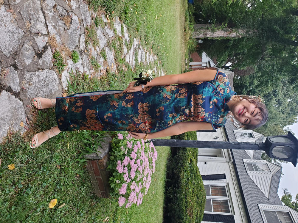 Floral pattern, silk long Qipao - Customer Photo From Dale Epley