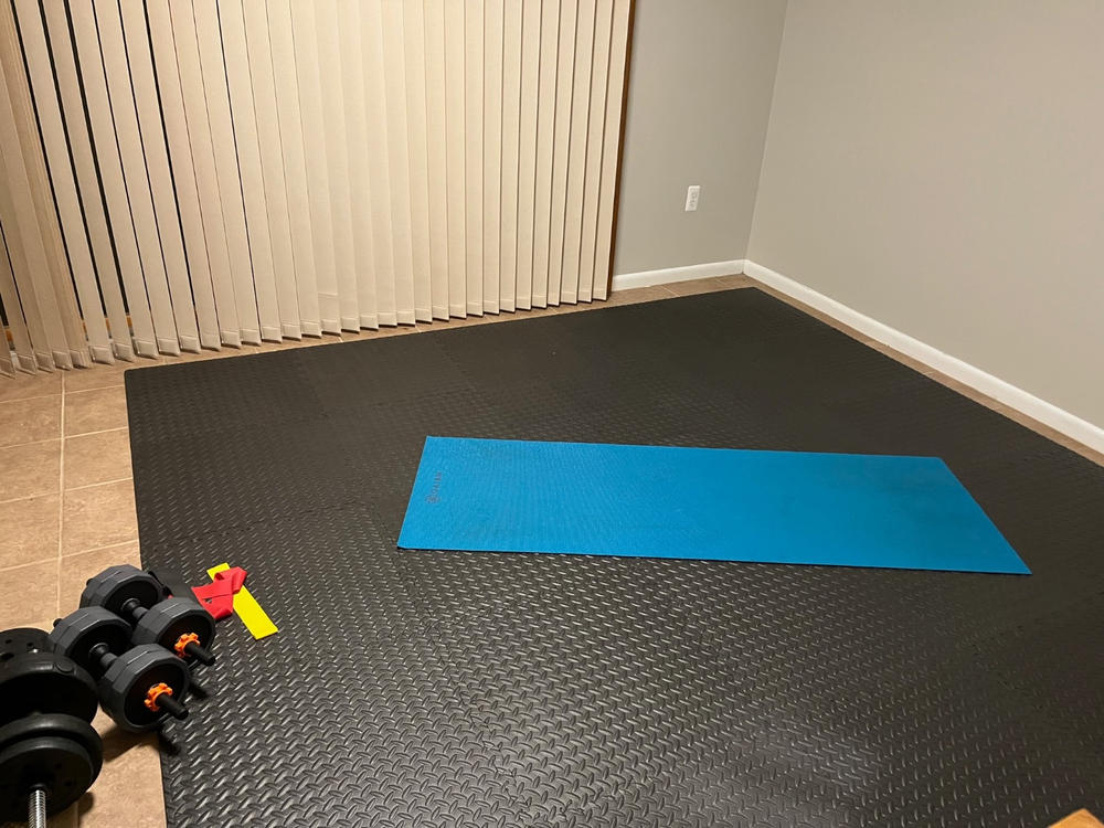 Foam Gym Flooring Mat Interlocking Tiles (Pack of 6) - Customer Photo From David Monroe