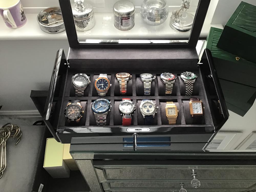 12 Watch Box Carbon Fibre or Piano Black Premium Quality by Aevitas - Customer Photo From Gerry