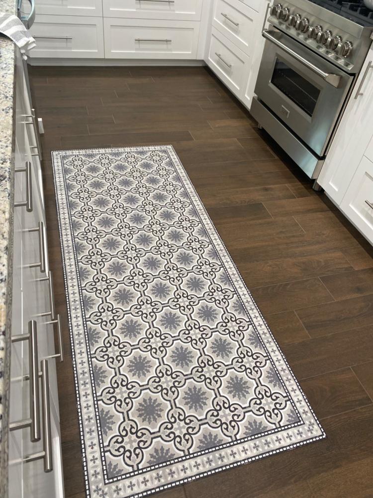 Wine Vinyl Mat - Customer Photo From Stacy Flenory