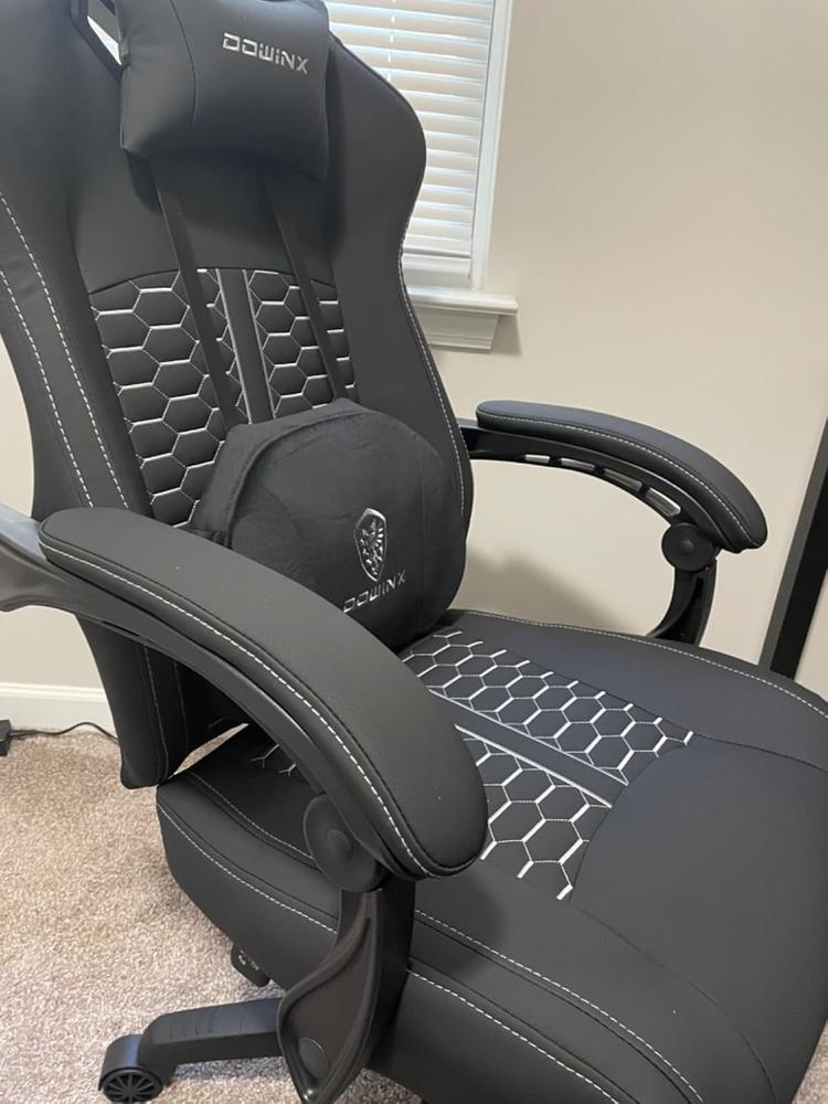 HEATED MASSAGE SERIES MB37 BLACK (PU) - Customer Photo From David Hu