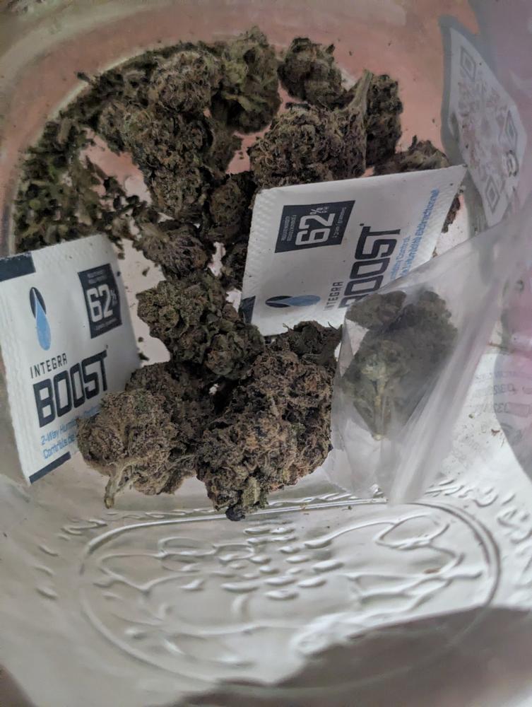 Purple Tesla THCA Flower BL - Customer Photo From Dwordz 