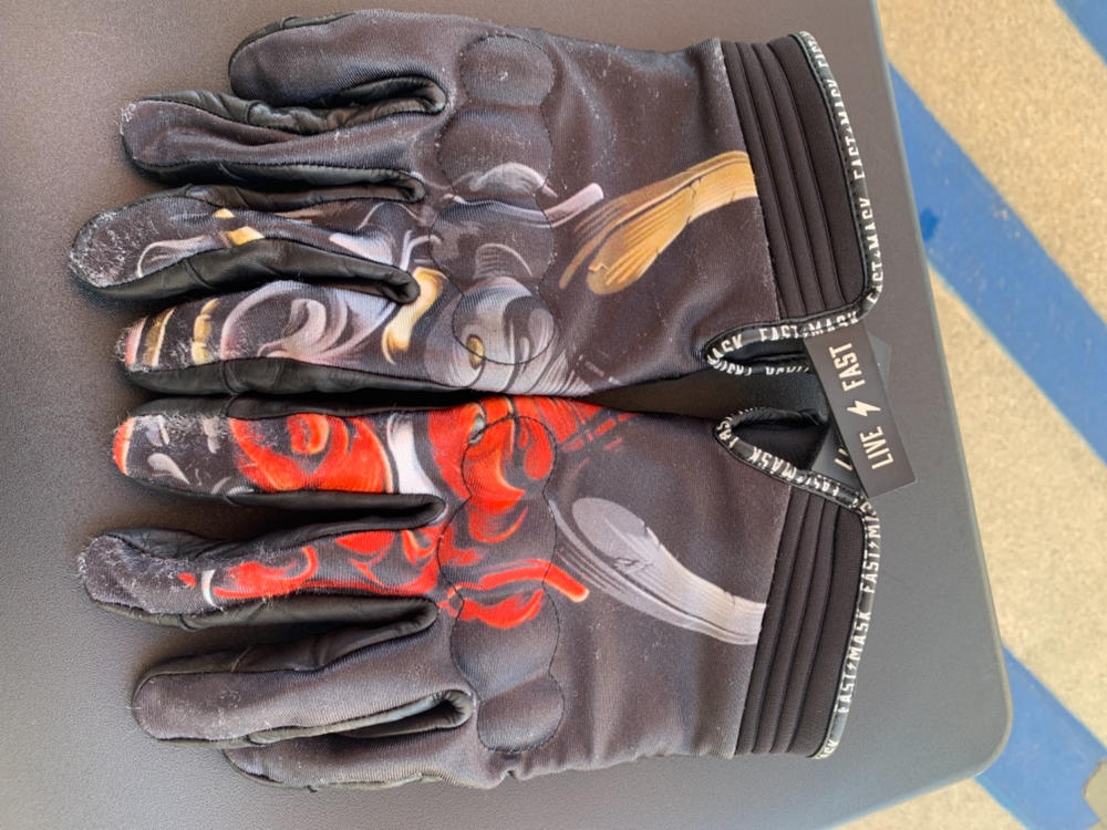 Oni Demon Fast Mask Motorcycle Gloves - Customer Photo From Patrick James Cruz