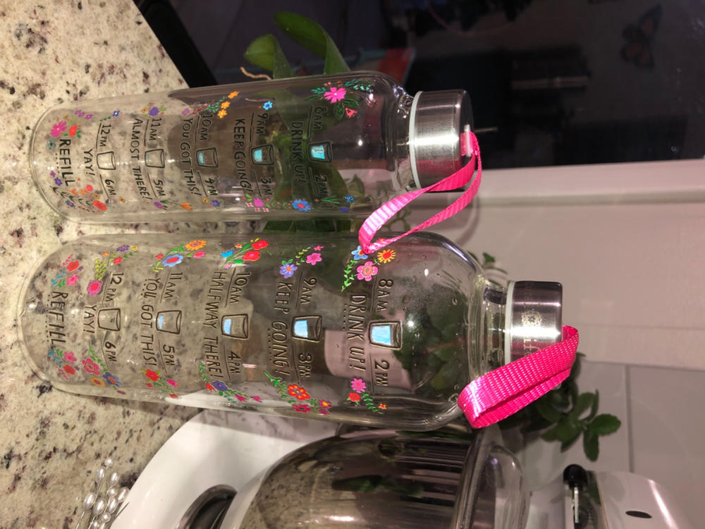Glass Water Bottle - 32oz - Customer Photo From Sarah Trask