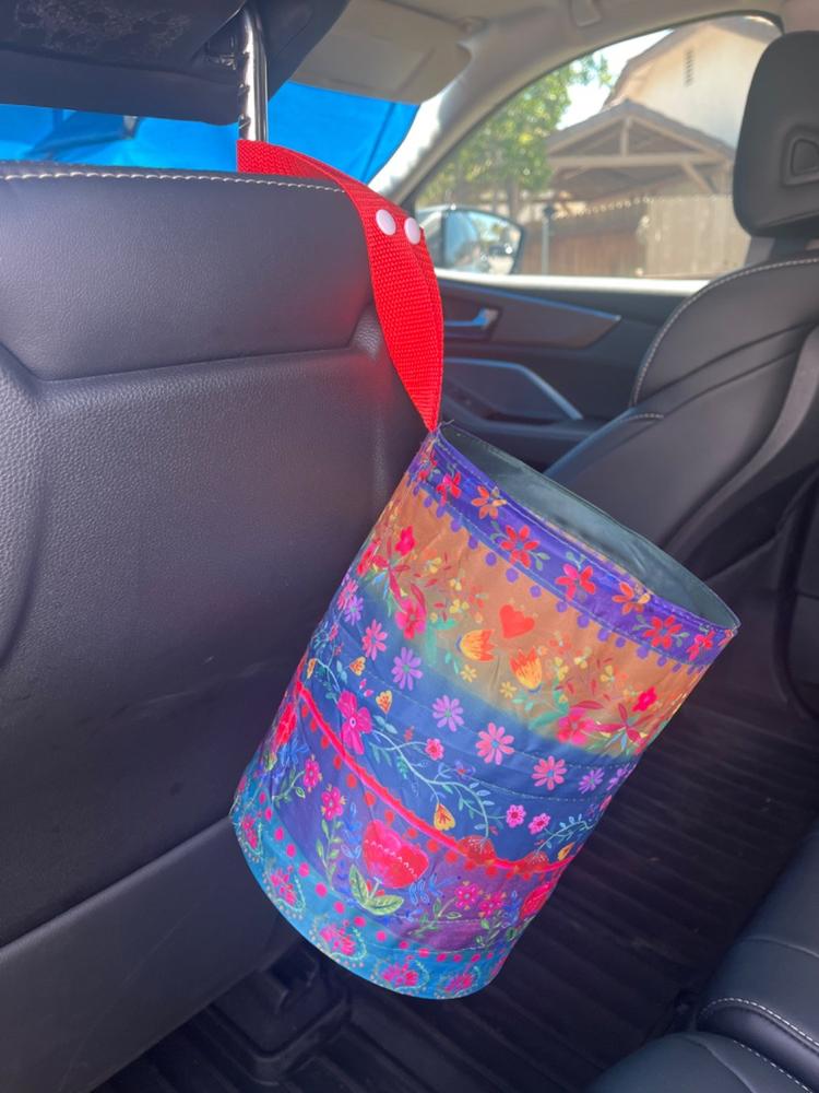 Pop-Up Car Trash Can - Floral Border - Customer Photo From Kara Dunivin