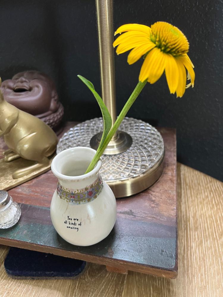 Catalina Ceramic Bud Vase - All Kinds of Amazing - Customer Photo From Linnie Blankenbecler