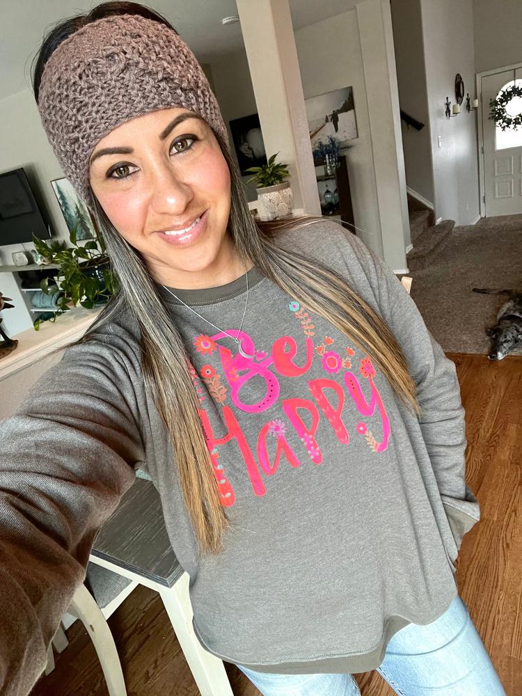 Comfy Pocket Sweatshirt - Be Happy - Customer Photo From Christina L
