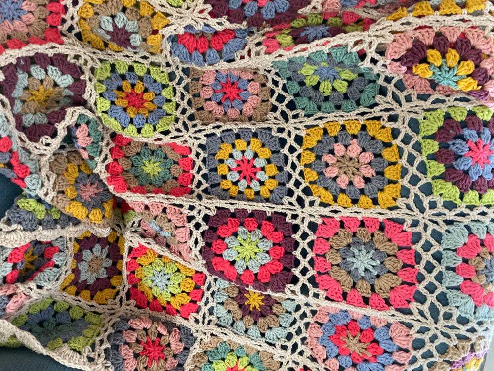 Granny Square Crochet Throw Blanket - Light Pink