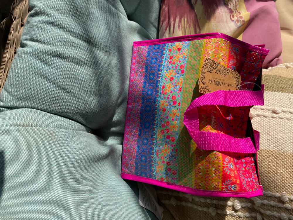 Insulated Lunch Bag - Rainbow Border - Customer Photo From Stephanie Rainey