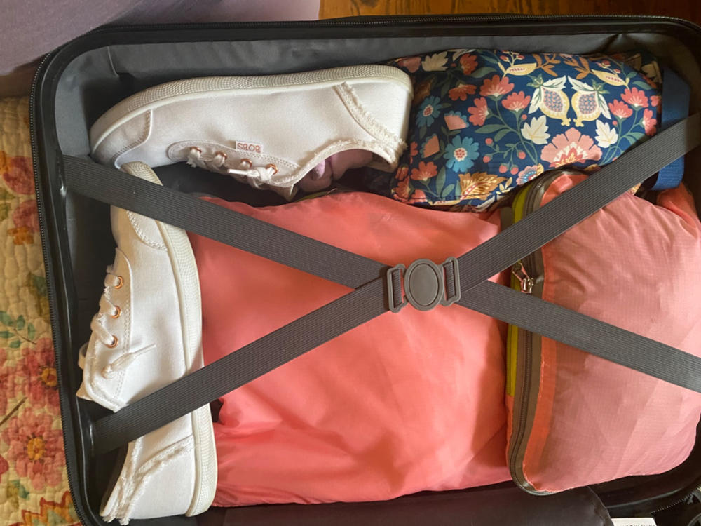 Travel Happy Carry-On Suitcase - Magenta Border - Customer Photo From Lisa Johnson