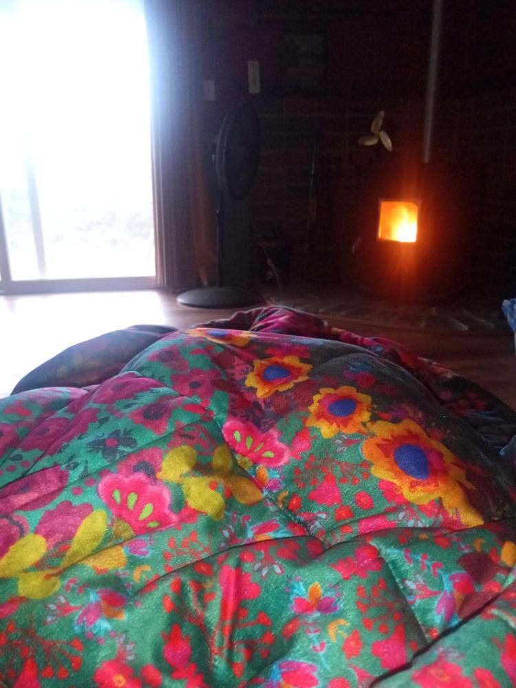 Cozy Weighted Blanket - Jewel Border - Customer Photo From @roryslittlesomething