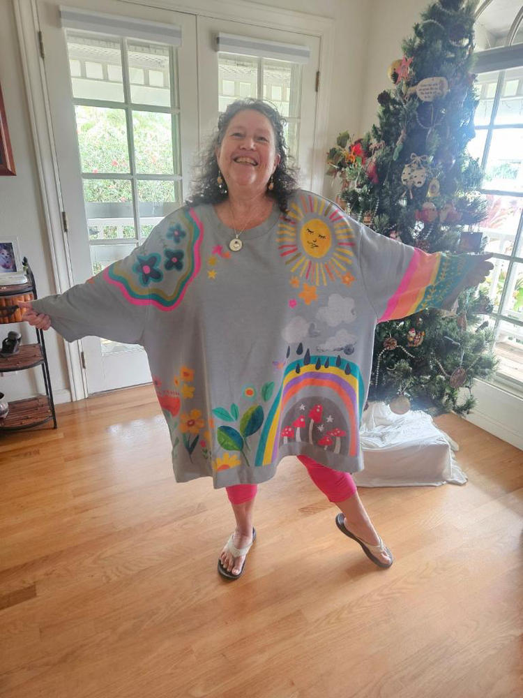 Billie Oversized Sweatshirt - Rainbow - Customer Photo From Kathleen Collins