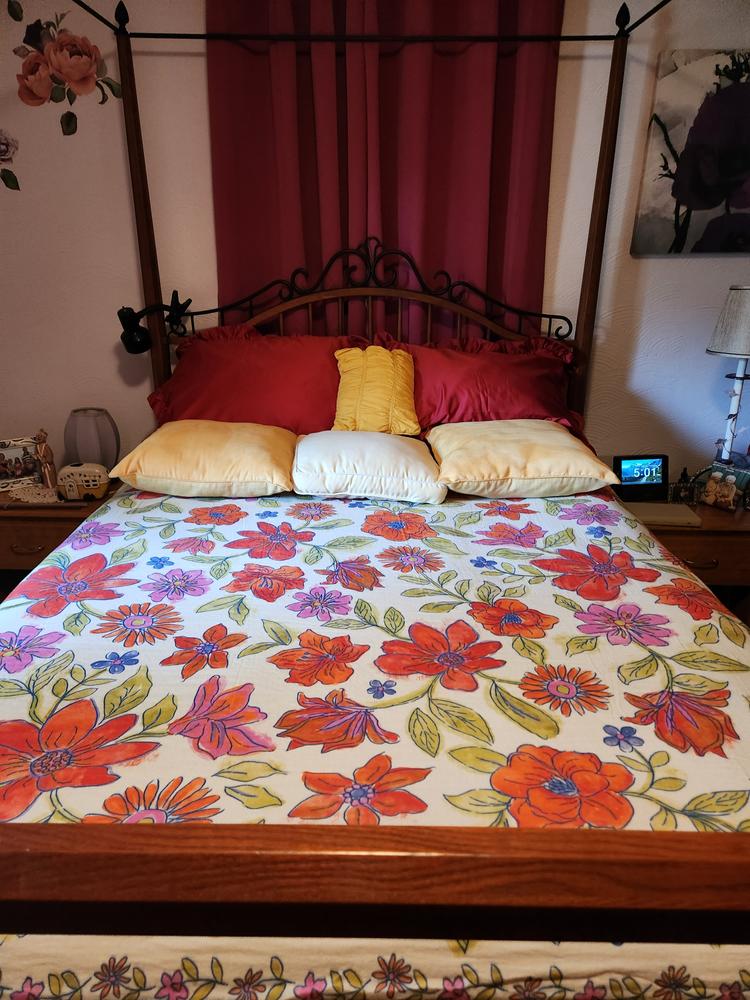 Gauze Tapestry Blanket - Cream Floral - Customer Photo From Nancy