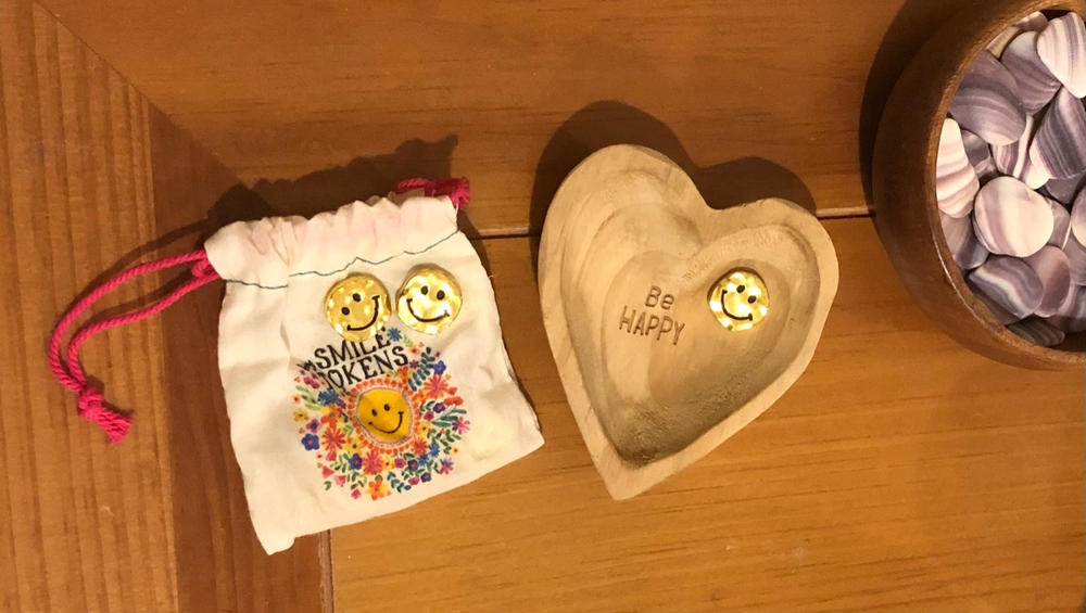 Wooden Heart Trinket Jewelry Dish - Be Happy - Customer Photo From Michele Waxman