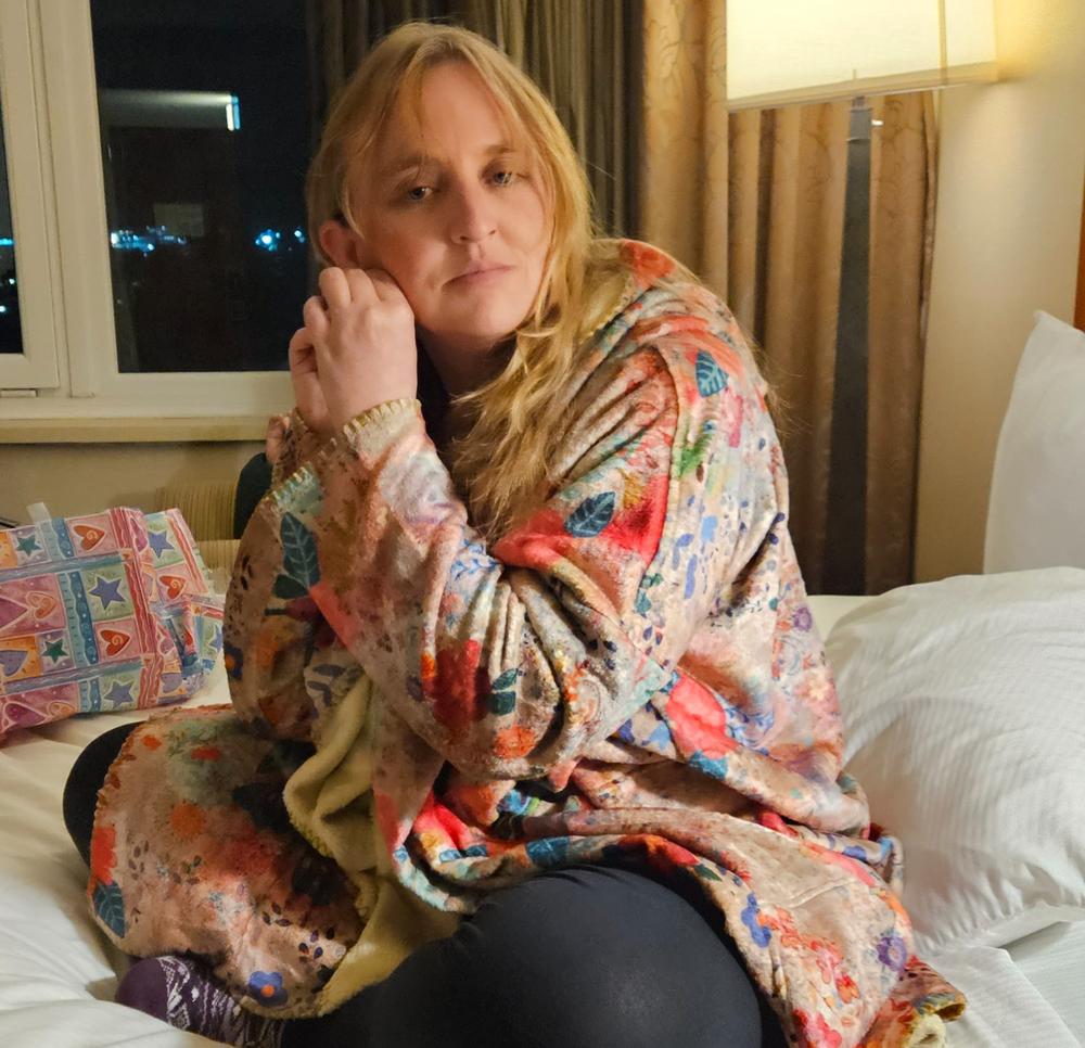 Cozy Blanket Kimono - Taupe Ditsy - Customer Photo From Carol Brydolf