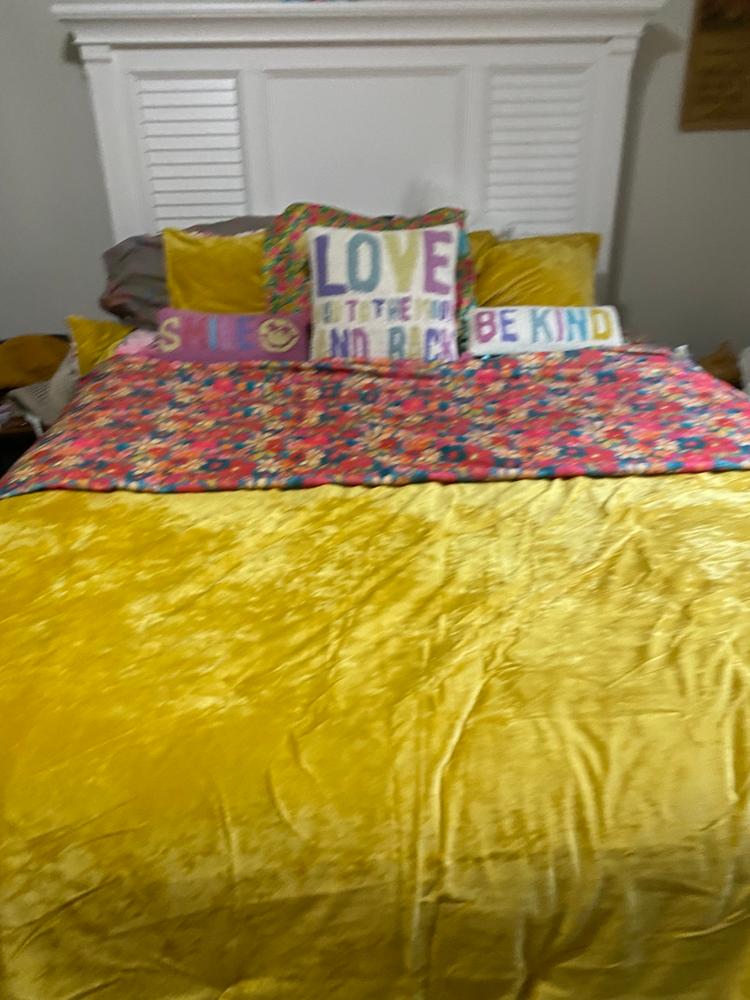 XL Double-Sided Cozy Blanket - Outdoor Lover Chirps - Customer Photo From Kristen Strickland 