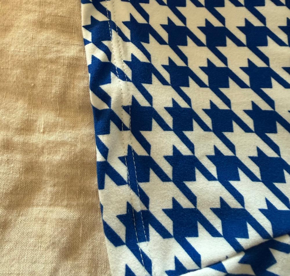 Royal Blue Houndstooth DTY Brushed (10-5) Fabric display picture 1