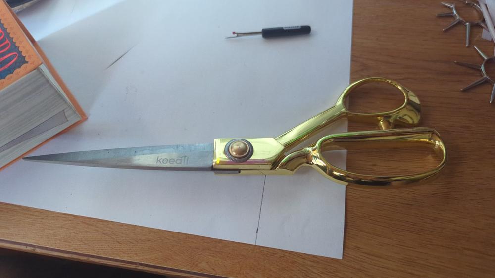 Keedil® Professional Tailor Scissors (10 Inch) - Customer Photo From Madeleine Frutos